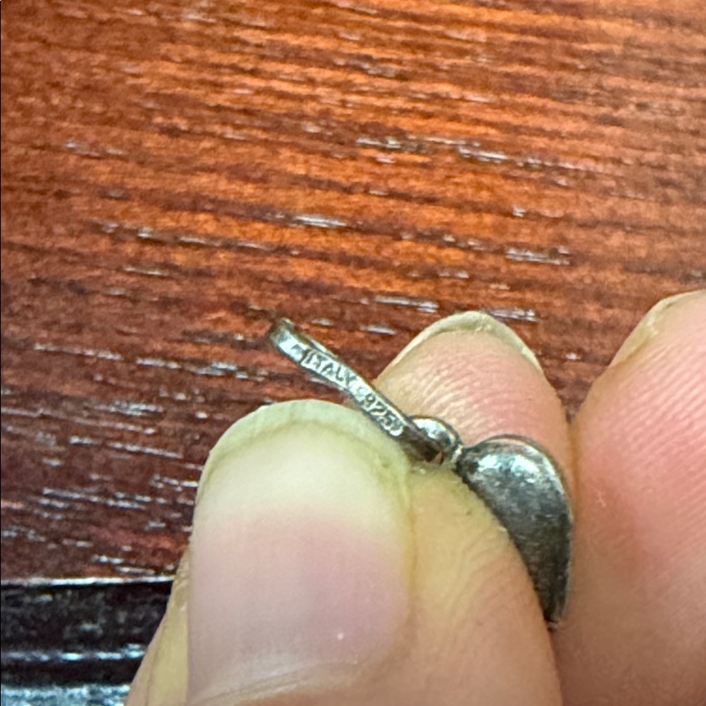 925 Sterling Silver Vintage Heart Pendant - Picture 4 of 4